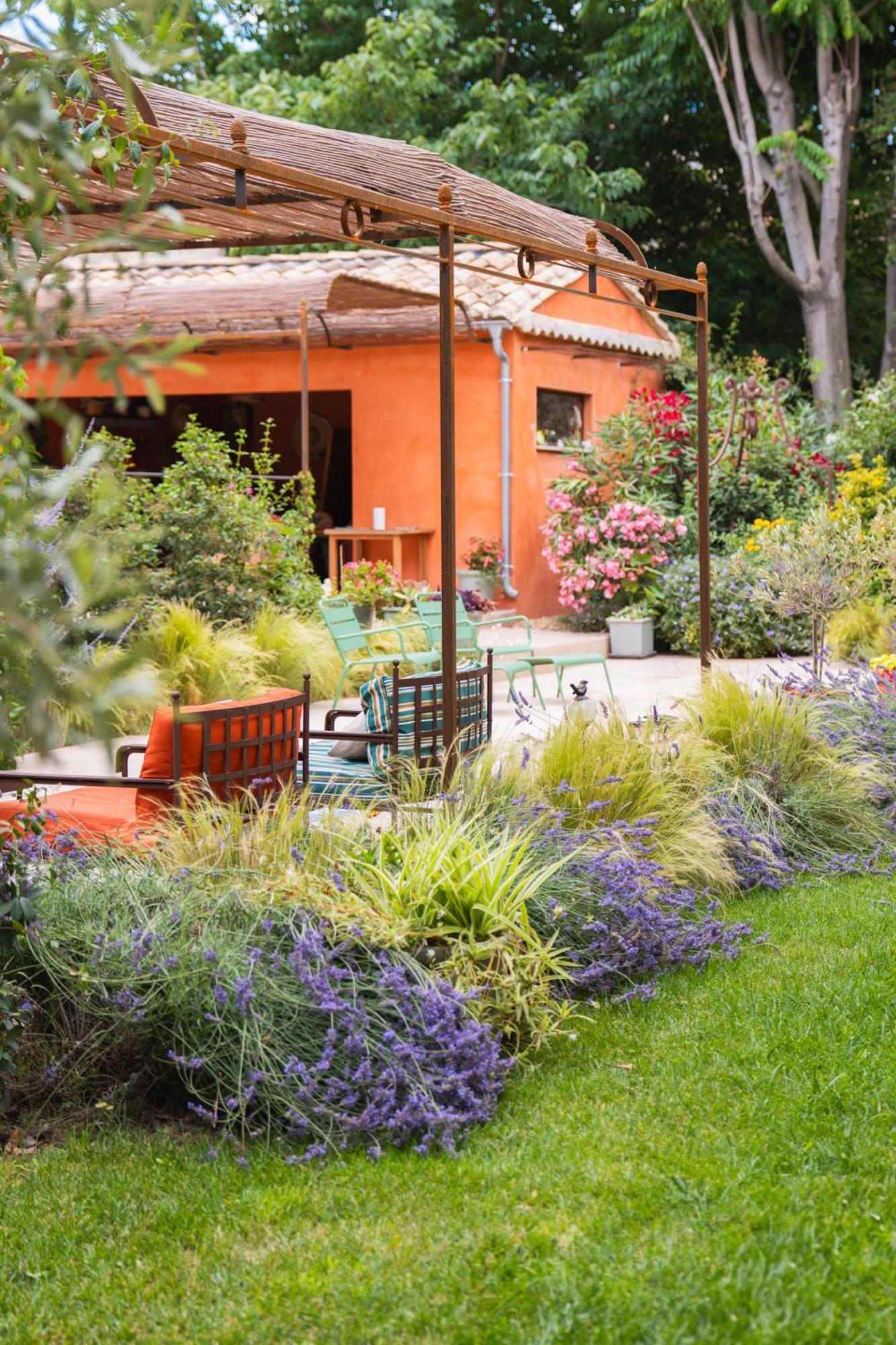 Bed and Breakfast Le Jardin Des Cordeliers Тараскон Экстерьер фото